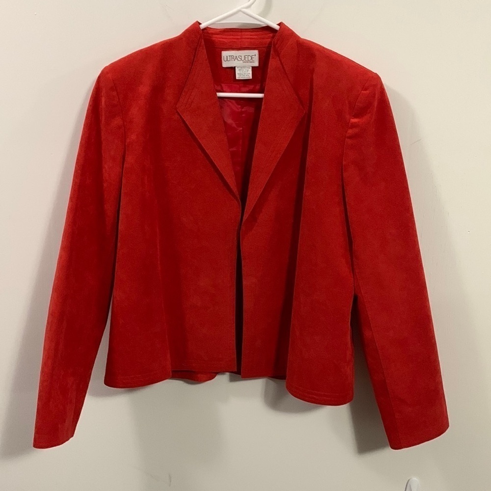Lowenthals Ultrasuede brand fabric Blazer no closure, very good condition